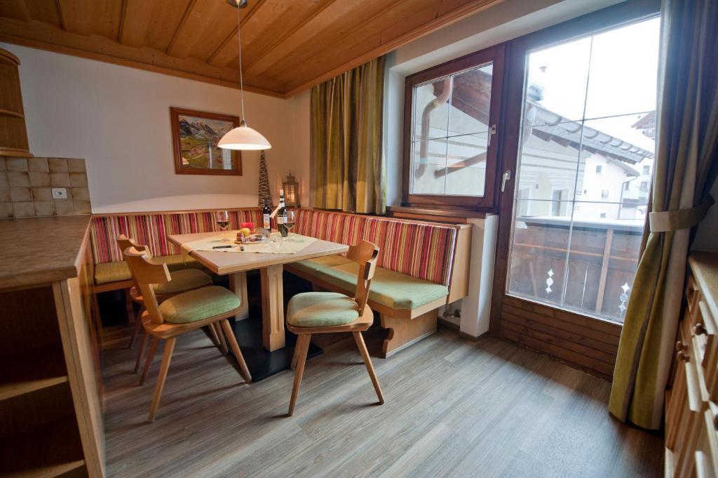 Haus Am Brunnen Lejlighed Samnaun Værelse billede